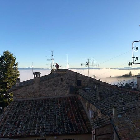 Casa Nel Centro Storico San Gimignano Exterior foto
