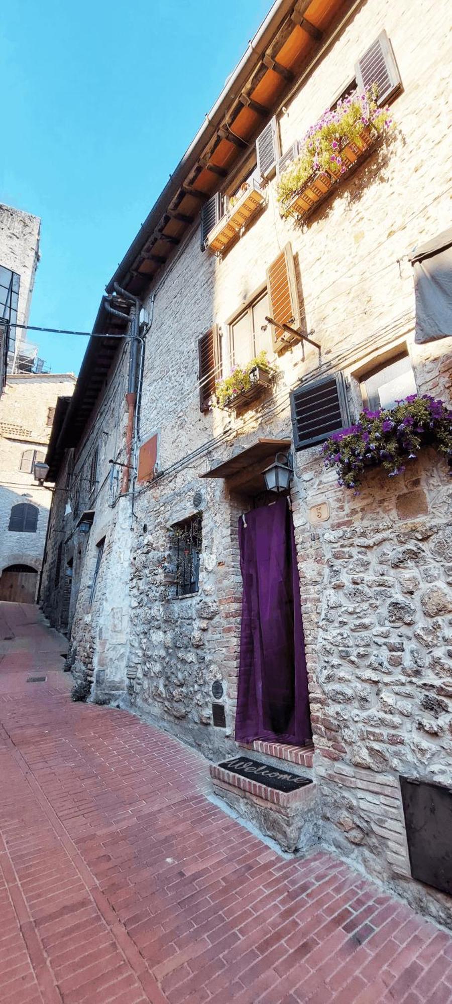 Casa Nel Centro Storico San Gimignano Exterior foto